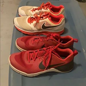 Nike mens tennis shoes. Good used condition